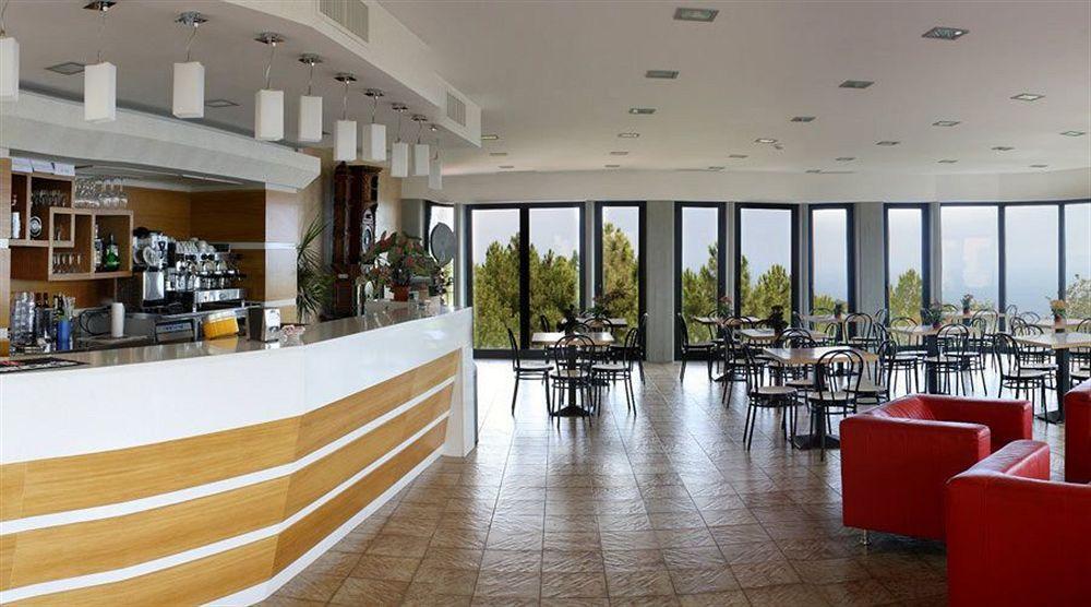 Emmaus Hotel Цафферана-Этнея Экстерьер фото