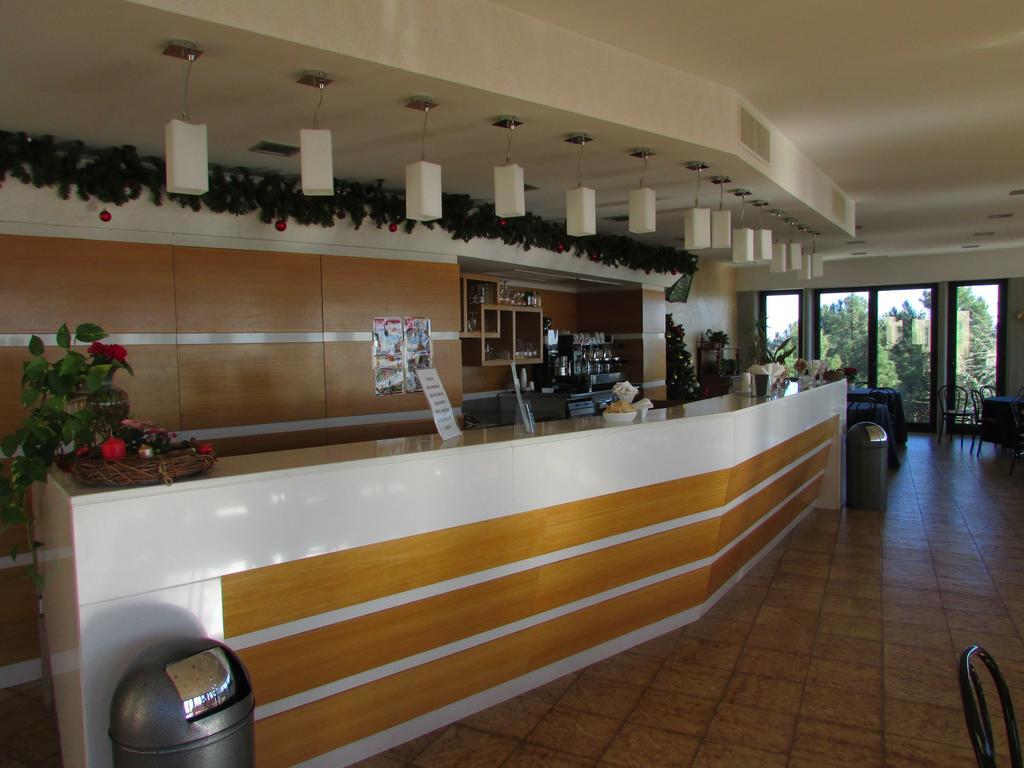 Emmaus Hotel Цафферана-Этнея Экстерьер фото